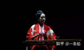 凉山彝族自治州古琴演奏家（赵晓霞）的演奏特点与风格